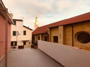 LA TERRAZZA IN CENTRO SANREMO-GRANDE APPARTAMENTO